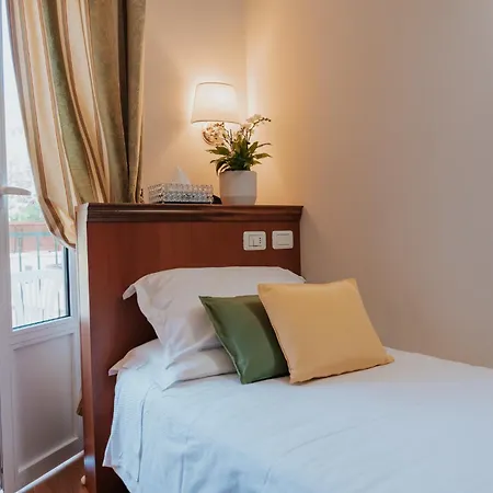 Hotel Flora