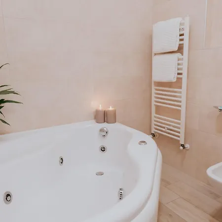 Flora 3* Stresa