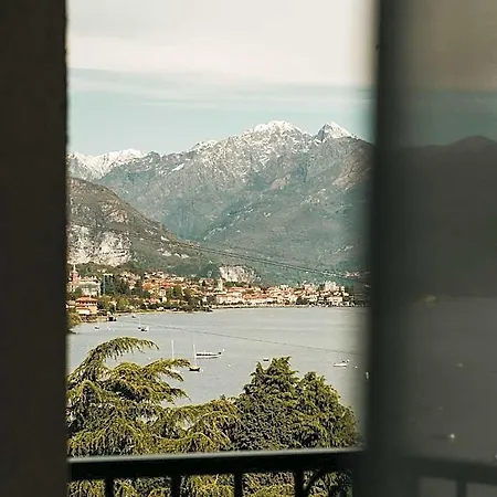 Flora Stresa