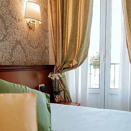 Hotel Flora Stresa