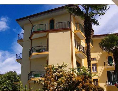 Hotel Flora Stresa